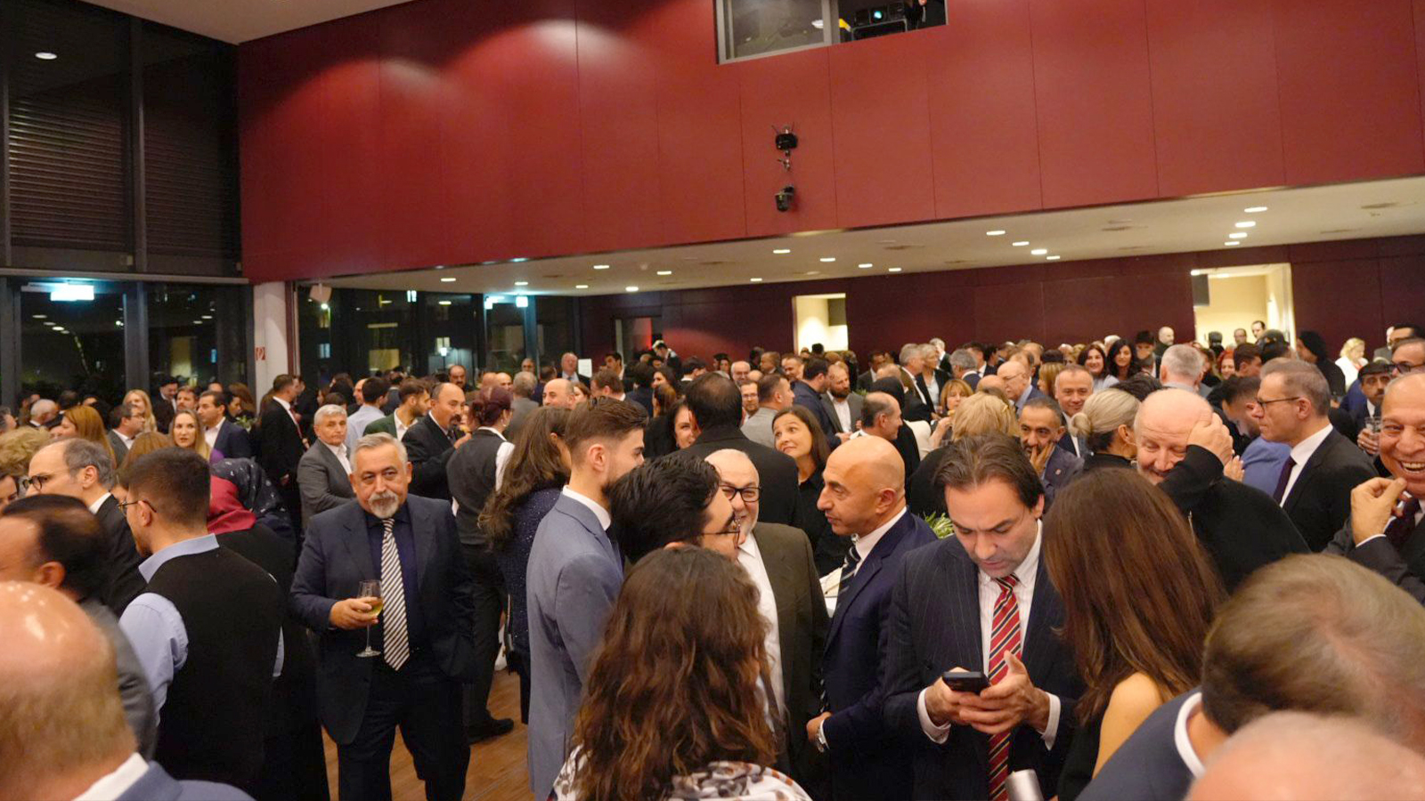 Essen Başkonsolosluğu’ndan Cumhuriyetin 102. yılına görkemli kutlama