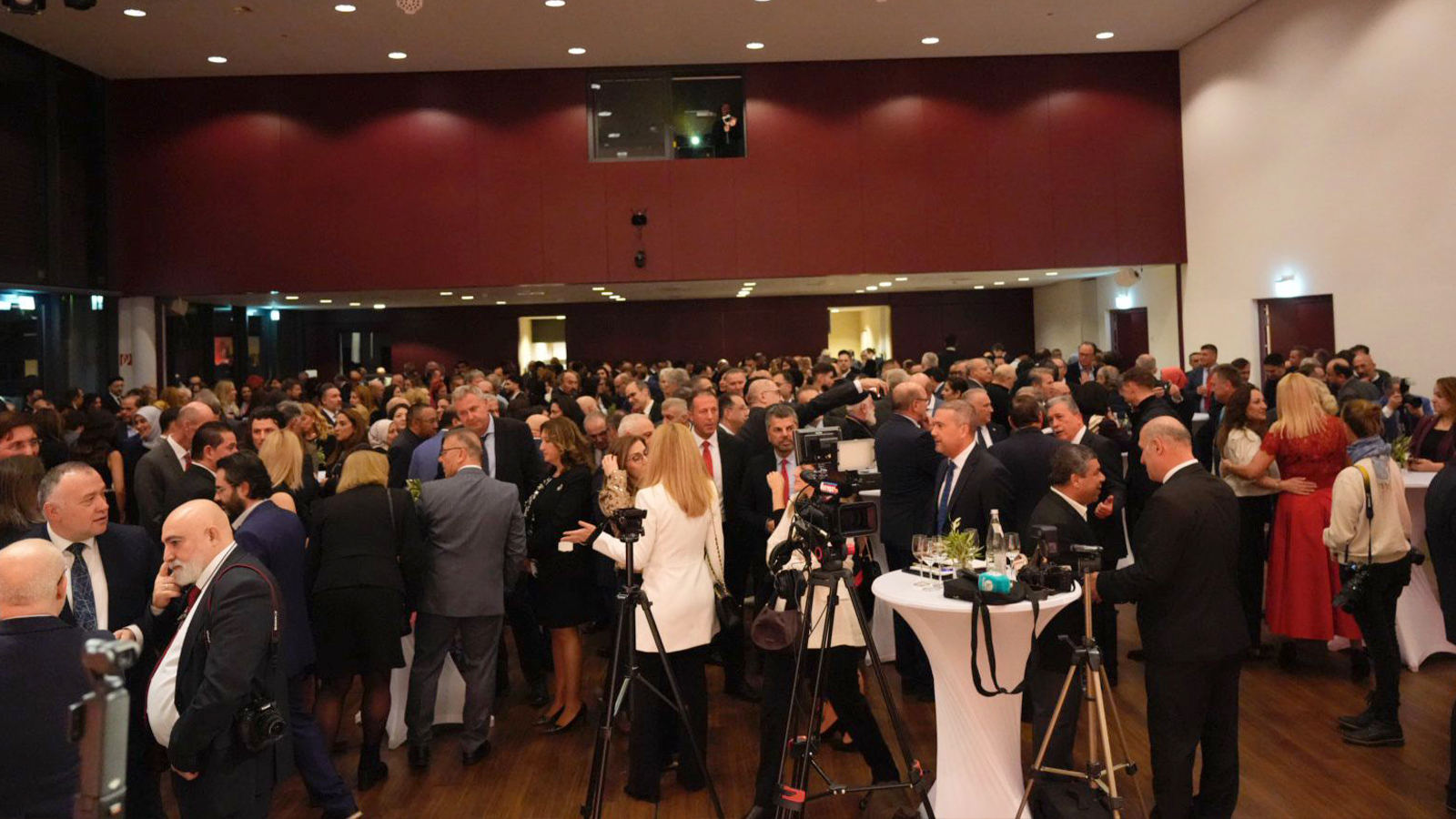 Essen Başkonsolosluğu’ndan Cumhuriyetin 102. yılına görkemli kutlama