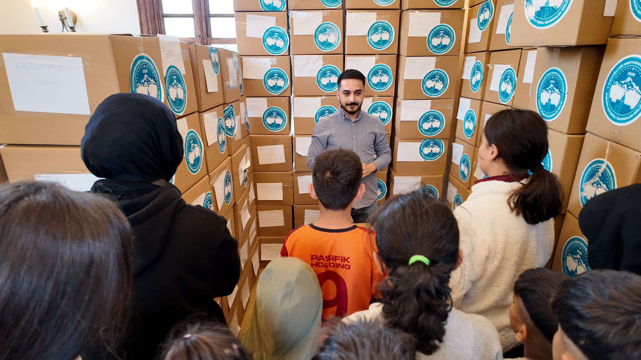 AKİB’den eğitime ve dayanışmaya anlamlı destek