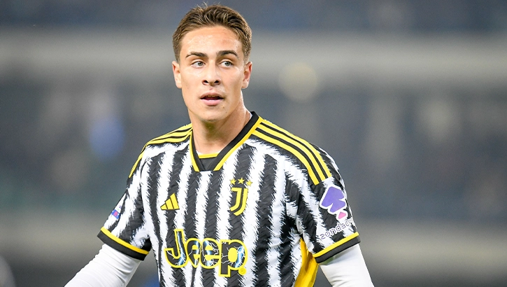 Juventus’ta Kenan Yıldız Krizi: Sözleşme Görüşmeleri Askıya Alındı
