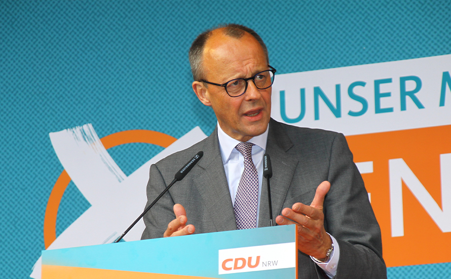 Merz: “Biz büyük güçlerin oyuncağı değiliz”