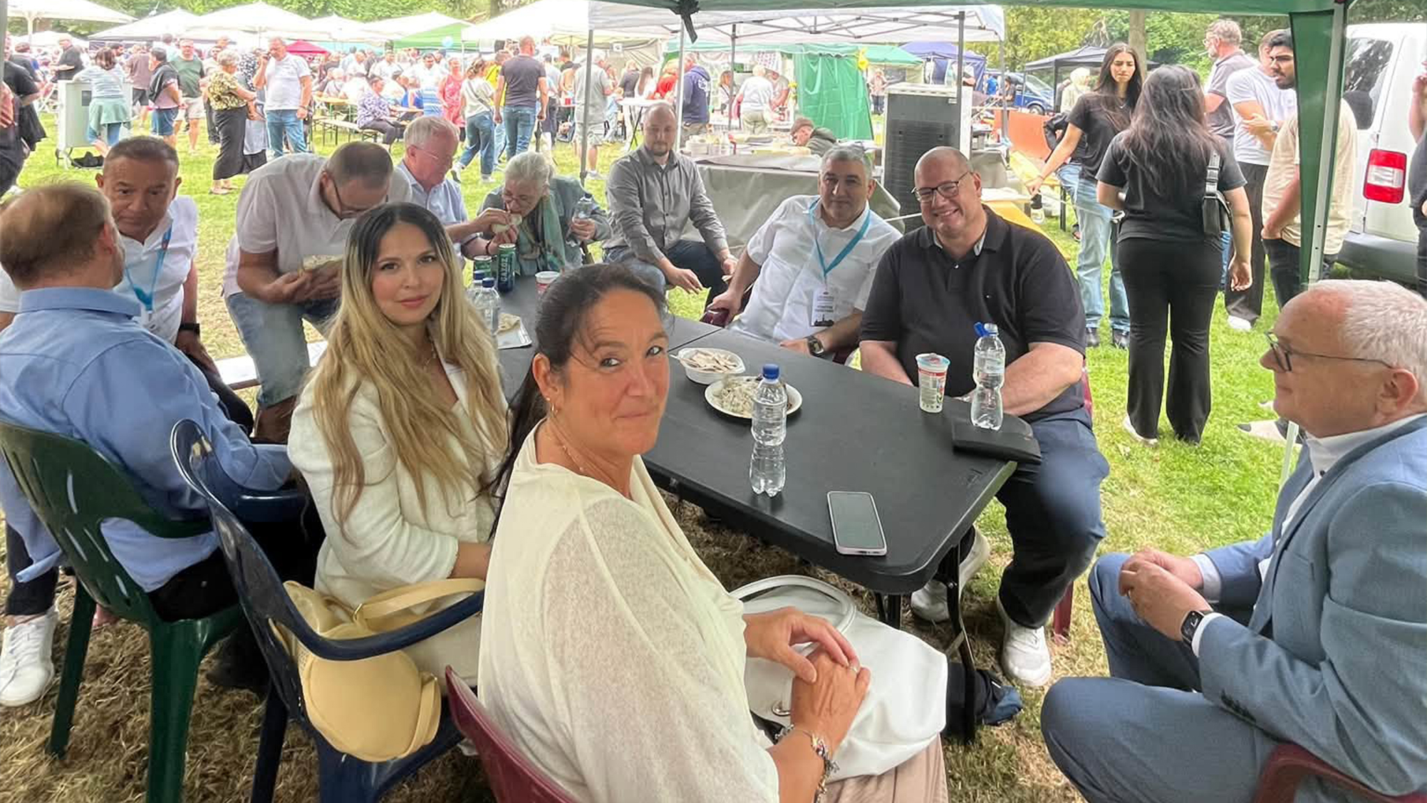 Leverkusen'de Avrupa Festivali'nde kültürler buluştu