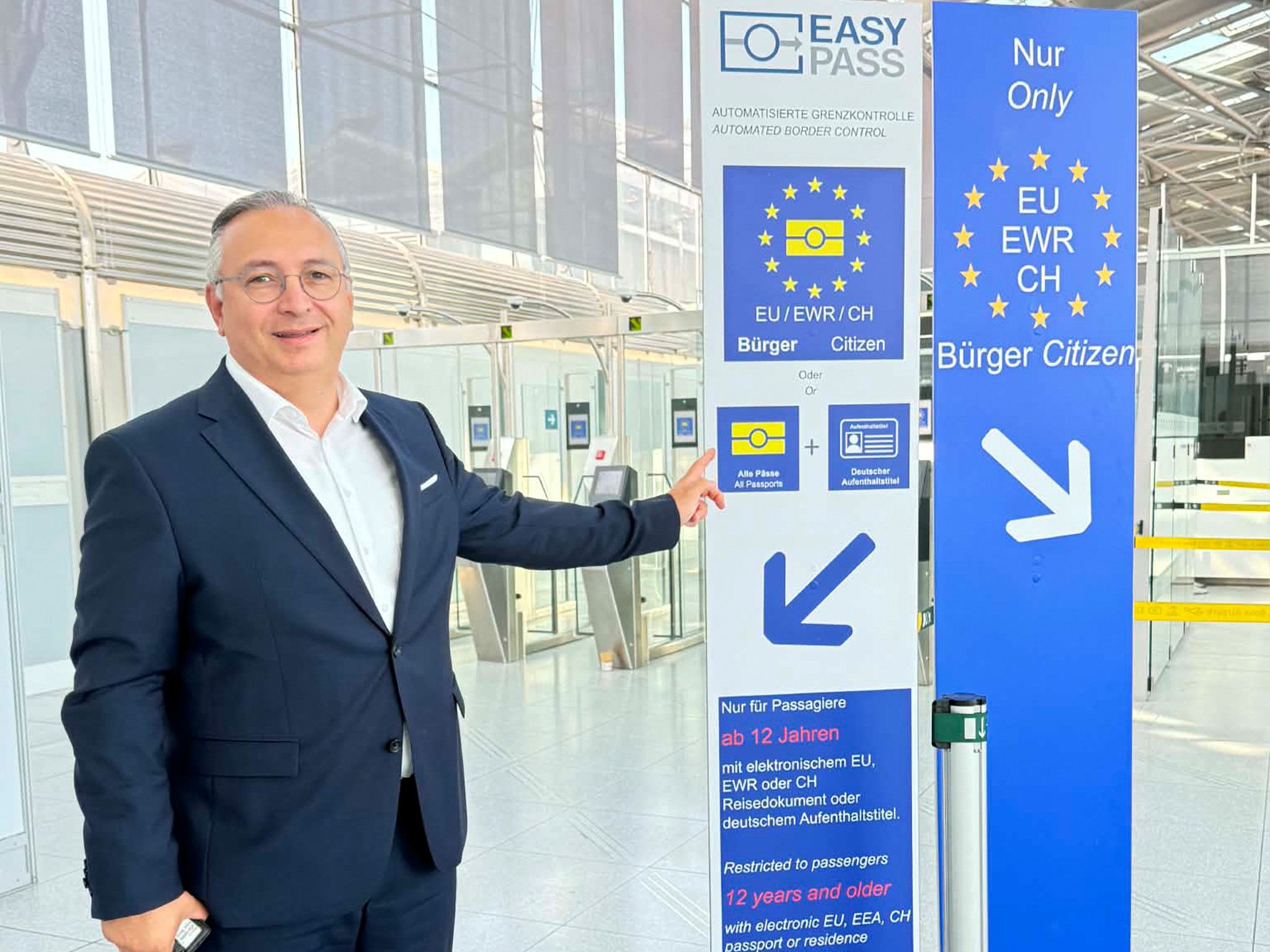 Köln/Bonn Havalimanı'nda Türk yolcular için otomatik sınır kontrol imkanı
