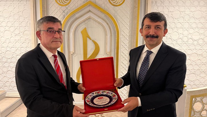 Düsseldorf'ta Din Görevlisi Mehmet Karaca için veda töreni düzenlendi