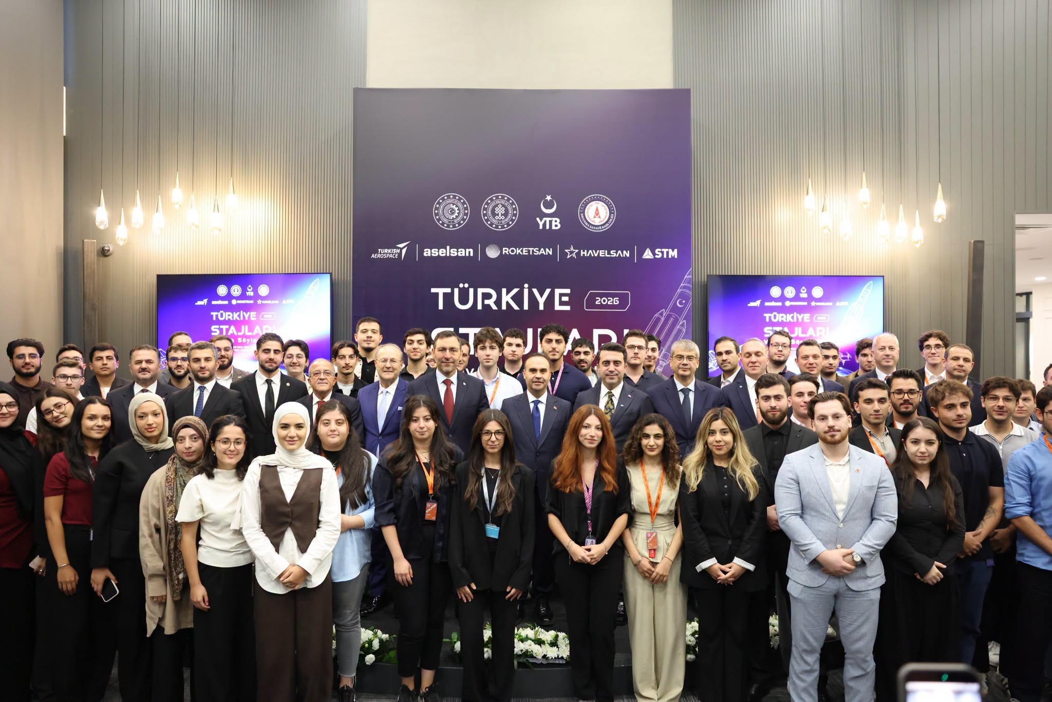Yurt dışındaki Türk gençleri savunma sanayisinde buluşturan Vizyon Söyleşileri