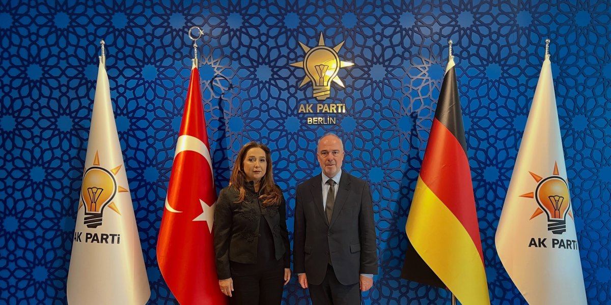 Konrad Adenauer Vakfı Direktörü Berlin'de AK Parti ile görüştü