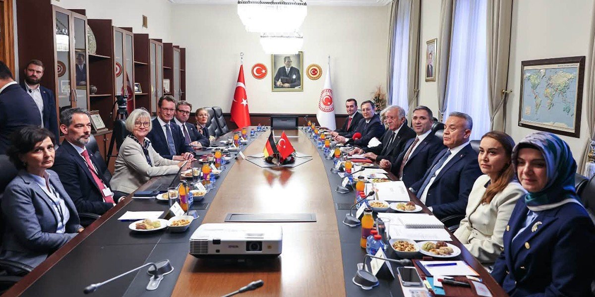 TBMM'de Türkiye-Almanya ilişkileri görüşüldü: NRW Başbakanı Wüst, Sırakaya ile bir araya geldi