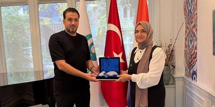 UID heyeti, Hollanda'da Yunus Emre Enstitüsü ile kültürel işbirliğini görüştü