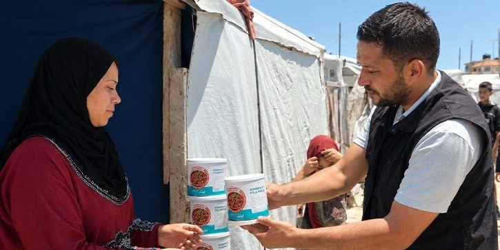 Hasene'den Gazze'ye 430 ton konserve et sevkiyatı tamamlandı