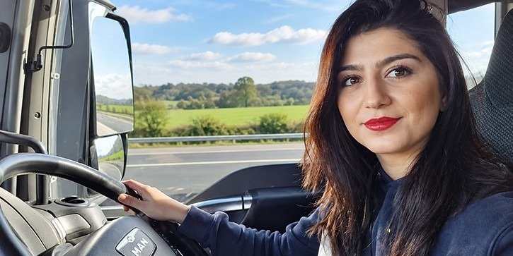 Fransa'dan 4 bin 300 km'lik merhamet yolculuğu: Gülfem Zengin'in deprem günlüğü